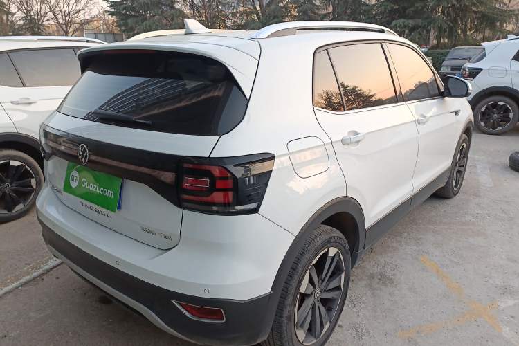 Used Volkswagen Tacqua 2023 200TSI DSG Joy-Connect Edition
