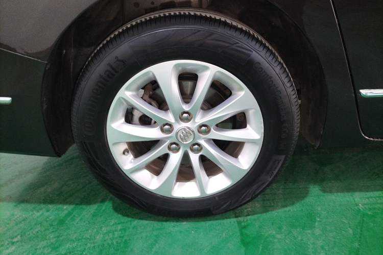 Used Buick GL8 2018 ES 28T Comfort Model China VI Standard