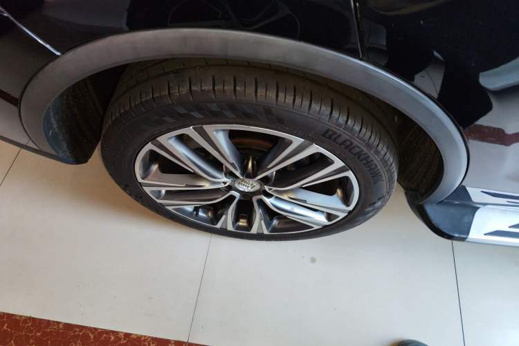 Used BYD Tang 2018 2.0T Automatic Smart Connect Prestige 7-Seater China V Standard
