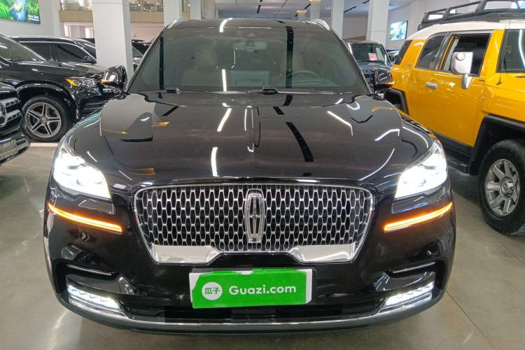 Used Lincoln Aviator 2021 3.0T V6 All-Wheel-Drive Executive Edition

