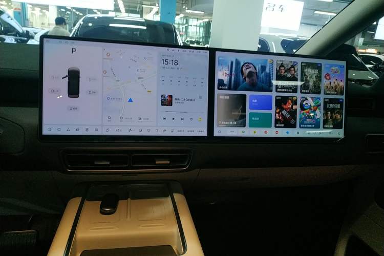 Used Li Auto MEGA 2024 Ultra Model
