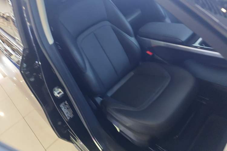 Used Wuling Xingguang 2024 Co-Creation Edition 510 Advanced Model