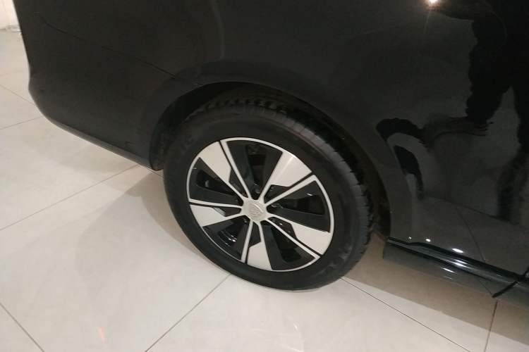 Used Mercedes-Benz V-Class 2022 V 260 L Long Wheelbase Prestige Edition
