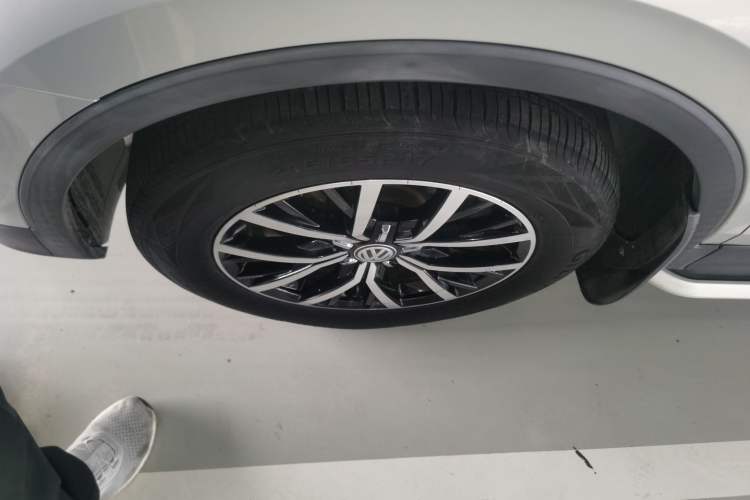 Used Volkswagen Tiguan L 2018 Revised Version 330TSI Automatic Two-Wheel Drive Comfort Edition