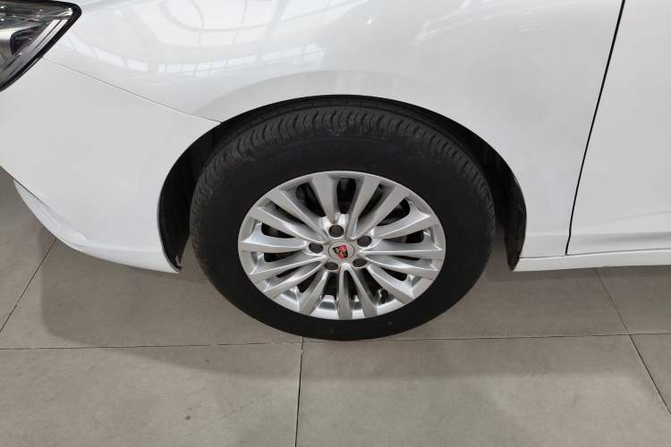 Used Roewe Ei5 2018 Internet Luxury Edition
