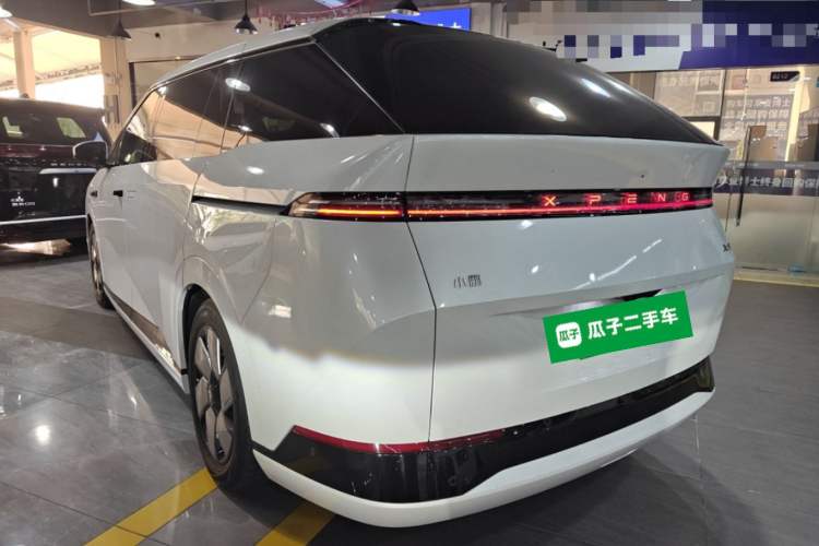 Used XPeng X9 2024 702 Ultra-Long Range Pro
