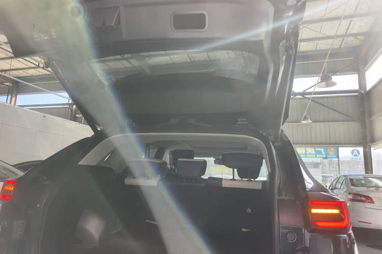 Used Dongfeng Aeolus Huge 2022 Mach Power 1.5T Dare-to-Love Edition