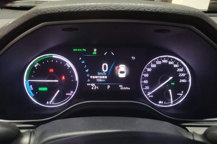 Used Toyota Avalon 2019 Dual-Engine 2.5L XLE Prestige Version China VI Standard
