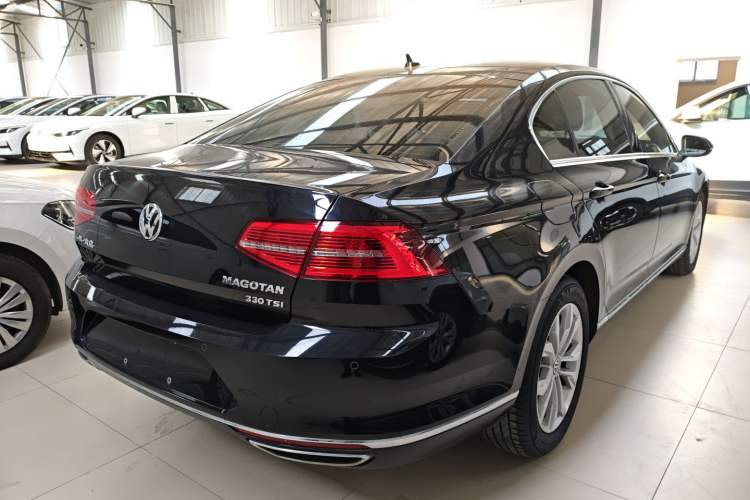 Used Volkswagen Magotan 2019 330TSI DSG Luxury Version China VI Standard
