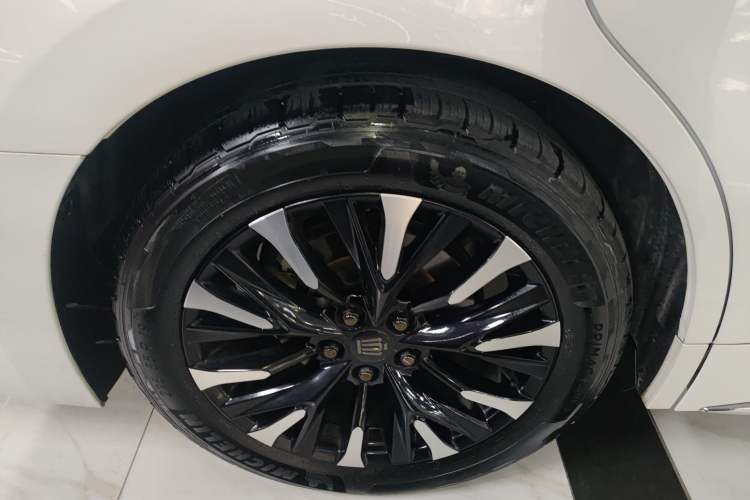 Used Toyota Vellfire 2024 Crown Dual-Engine 2.5L Supreme Executive Edition