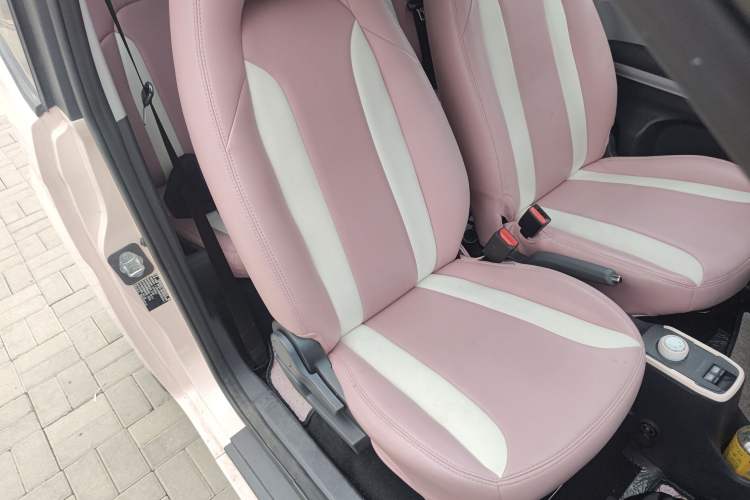 Used Chery QQ Ice Cream 2023 170km Milkshake – Lithium Iron Phosphate
