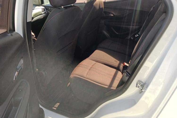 Used Buick Encore 2017 18T Automatic Two-Wheel Drive Urban Leading Model
