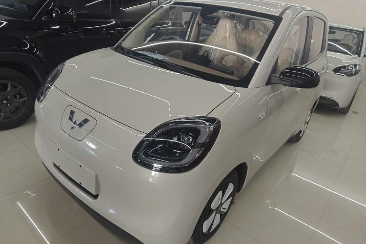 Used Wuling Hongguang MINIEV 2025 Four-Door Version Advanced Edition