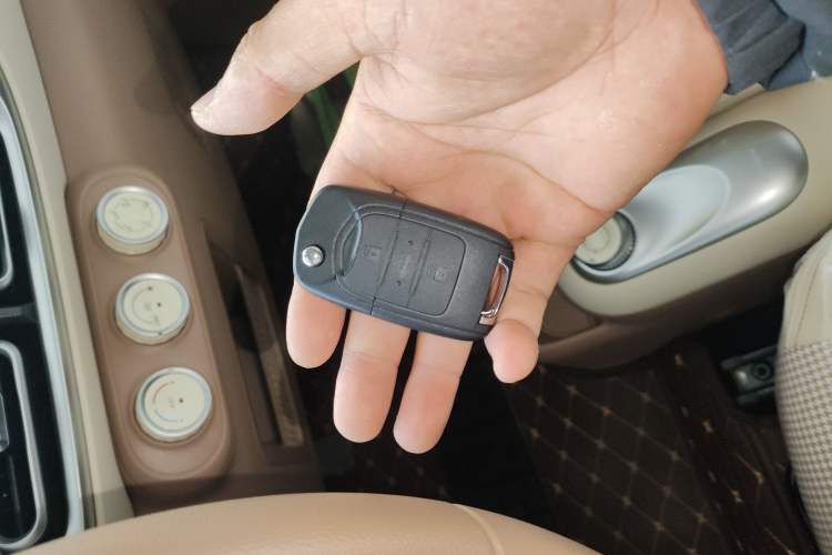 Used Wuling Hongguang MINIEV 2025 Four-Door Version Advanced Edition
