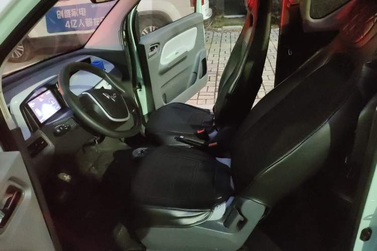 Used Wuling Hongguang MINIEV 2021 Macaron Fashion Model Lithium Iron Phosphate
