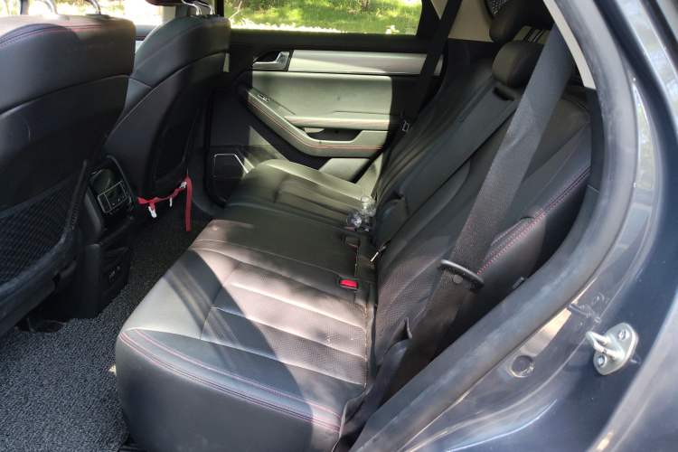 Used BYD Tang New Energy 2018 DM 2.0T All-Wheel Drive Smart Connect Genesis Edition 7 Seats China V Emission Standard
