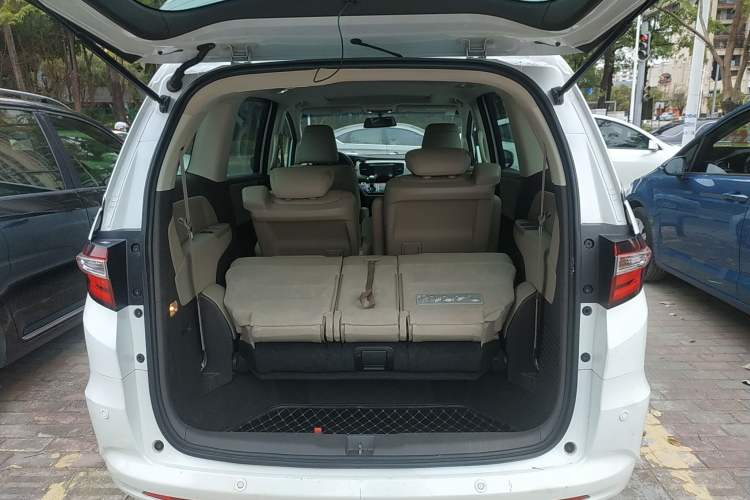 Used Honda Odyssey 2015 Revised 2.4L Luxury Edition
