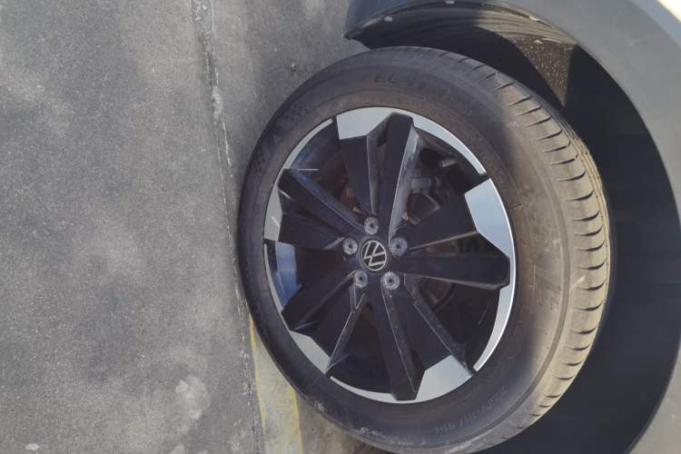 Used Volkswagen Tacqua 2021 1.5L Automatic 30th Anniversary Edition
