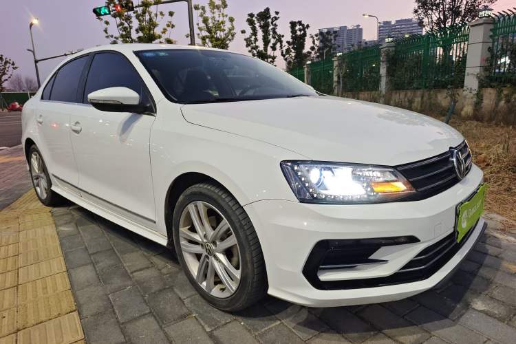 Used Volkswagen Sagitar 2018 280TSI DSG Ignite Edition
