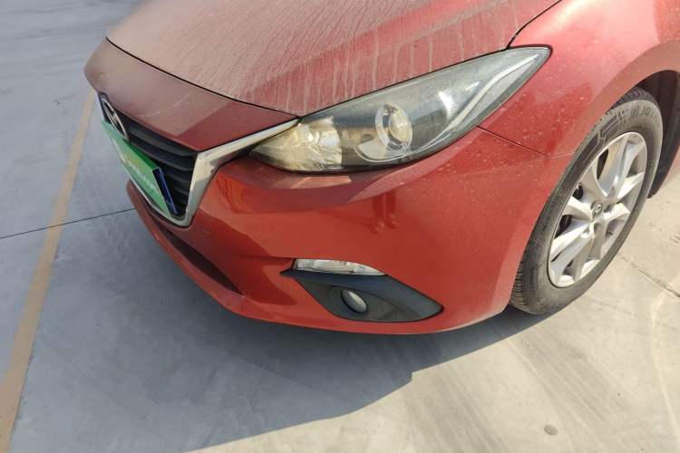 Used Mazda Mazda 3 Axela 2016 Sedan 1.5L Automatic Luxury Model