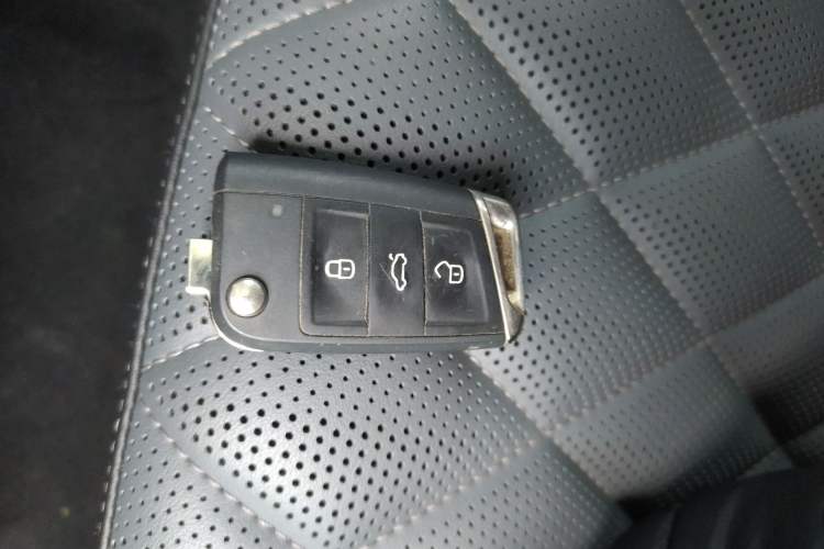 Used Volkswagen Sagitar 2023 200TSI DSG Excellence Edition
