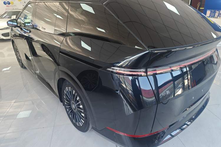 Used XPeng X9 2025 740 Ultra-Long Range Max