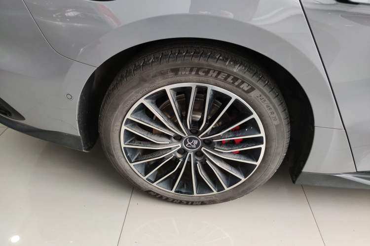 Used BYD Han 2025 EV with 701 km of Laser Radar-Enabled Intelligent Driving
