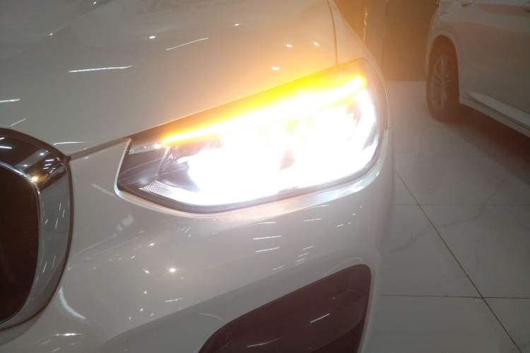 Used BMW X3 2021 xDrive30i Luxury Model with M Sport Package
