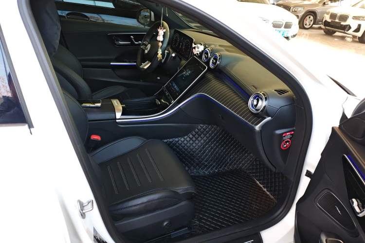 Used Mercedes-Benz C-Class 2023 Restyled C 260 L Sport Edition
