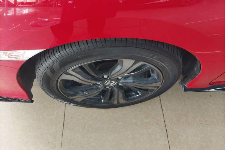 Used Honda Civic 2021 HATCHBACK 220TURBO CVT Trendy Cool Edition
