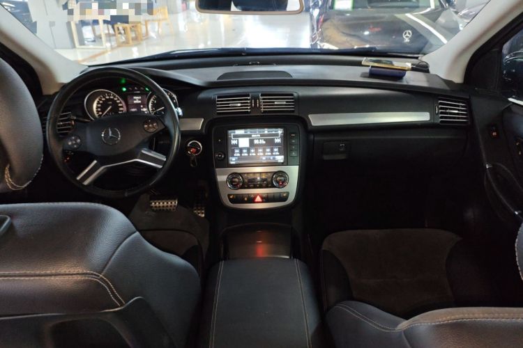 Used Mercedes-Benz R-Class 2014 R 320 4MATIC Business Model