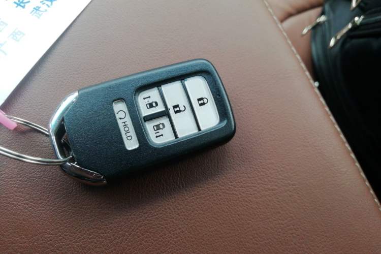 Used Honda Elysion 2019 2.0L Hybrid Supreme Edition
