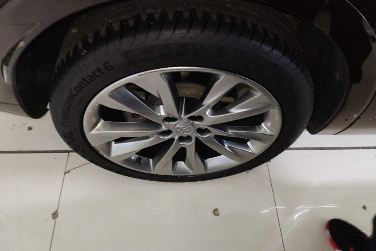 Used Buick Envision 2020 Encore S 652T All-Wheel-Drive Avenir
