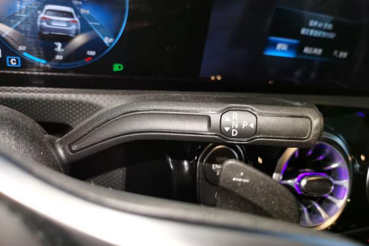 Used Mercedes-Benz A-Class 2022 Revised Version A 200 L Sport Sedan Fashionable Style