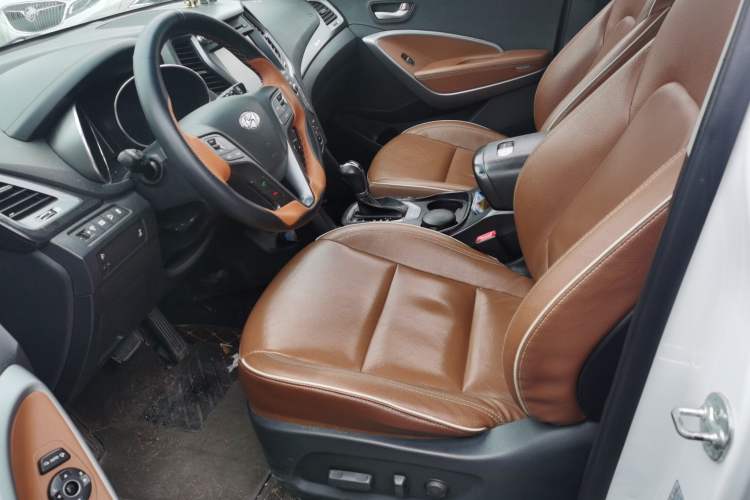 Used Hyundai Santa Fe 2017 2.0T Automatic All-Wheel Drive Smart 7-Seater