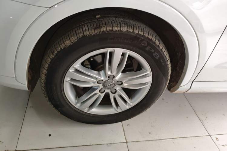 Used Audi Q3 2015 35 TFSI Comfort Model