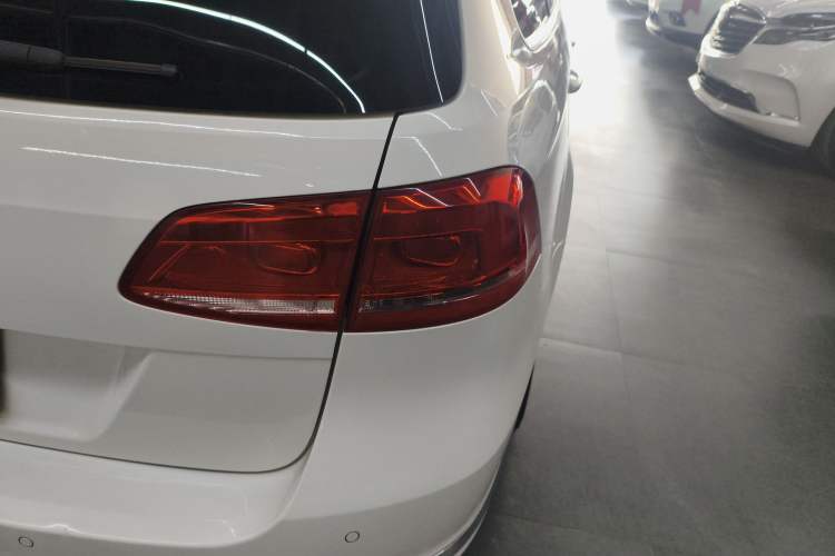 Used Volkswagen Magotan 2015 Travel Edition 2.0 TSI Comfort Version
