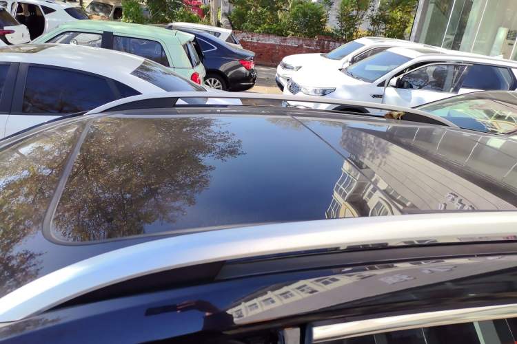 Used Roewe RX5 2020 PLUS 300TGI Automatic Ali New Year Special Edition
