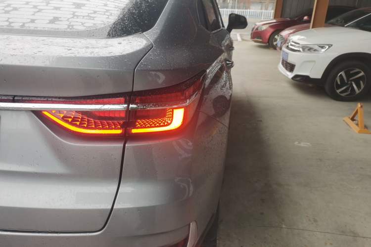 Used Changan CS85 COUPE 2019 2.0T Automatic Smart Version China V Standard
