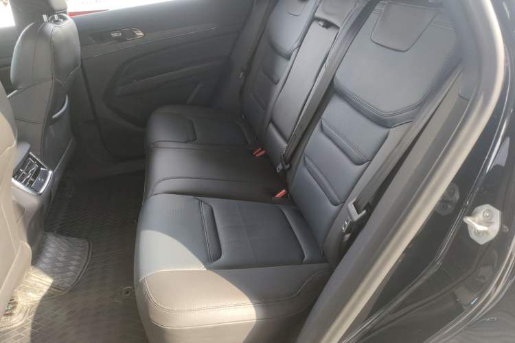 Used Ford Equator Sport 2022 Facelift EcoBoost 170 Prestige Model