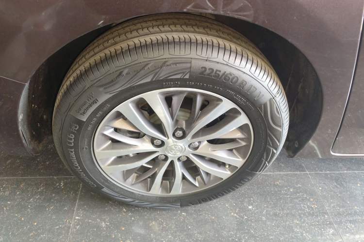 Used Buick GL8 2020 ES Land Cruiser 653T Comfort Edition