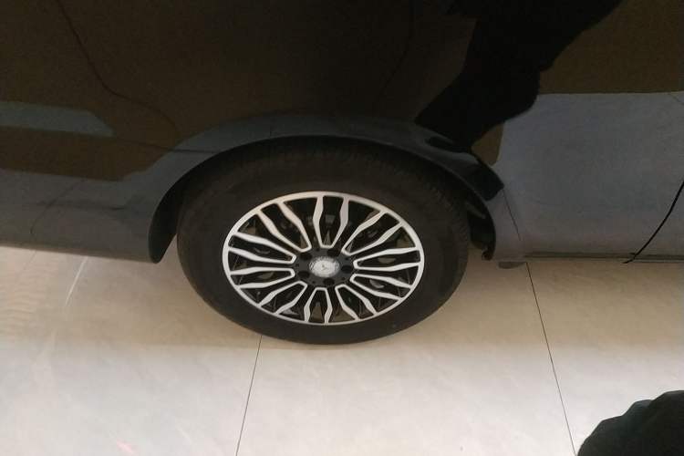 Used Mercedes-Benz Vito 2018 2.0T Business Version China VI Emission Standard
