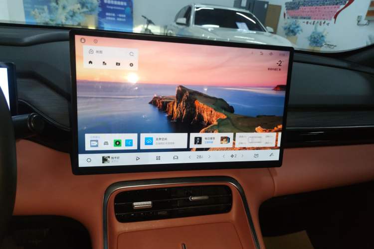 Used  L6 2025 EM-i 140km Starship Edition