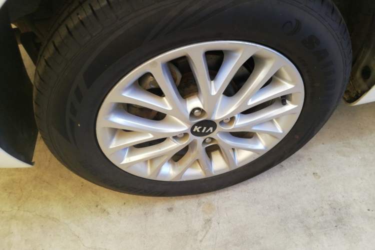 Used Kia K2 2017 Sedan 1.4L Manual Transmission GLS
