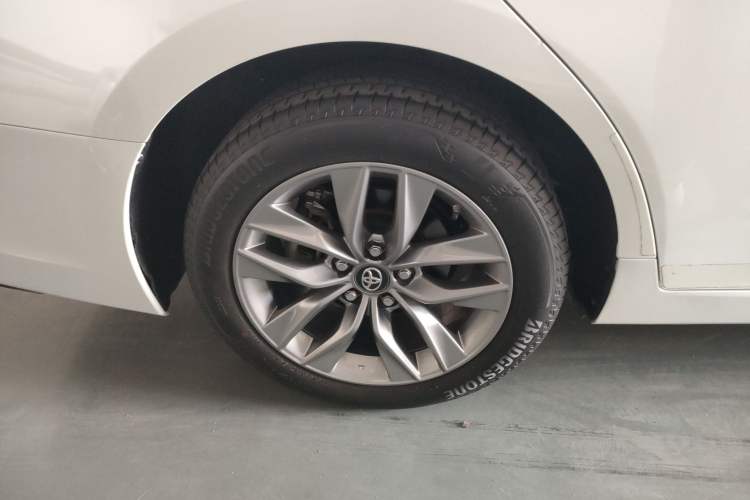 Used Toyota Avalon 2019 2.0L Ambition Edition China VI
