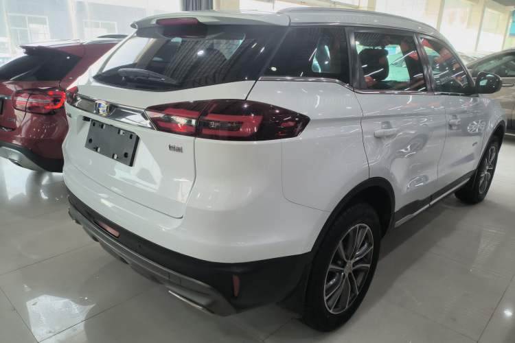 Used Geely Auto Emgrand X7 Sport 2018 1.8TD Automatic Two-Wheel Drive Smart Connect 4G Internet Edition
