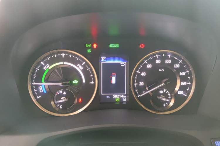 Used Toyota Alphard 2021 Dual-Engine 2.5L Luxury Edition
