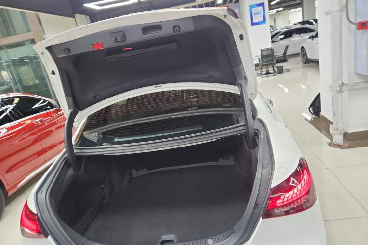 Used Mercedes-Benz E-Class 2021 E 300 L Sporty and Stylish Model