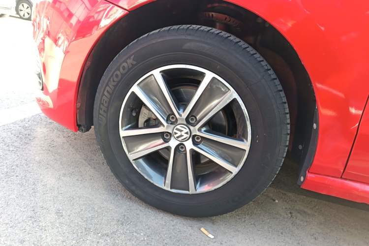 Used Volkswagen Polo 2016 1.4L Manual Fashion Model