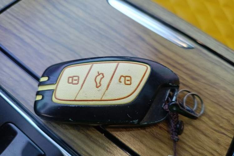 Used Roewe RX5 MAX 2019 300TGI Automatic 4G Connect Luxury Edition
